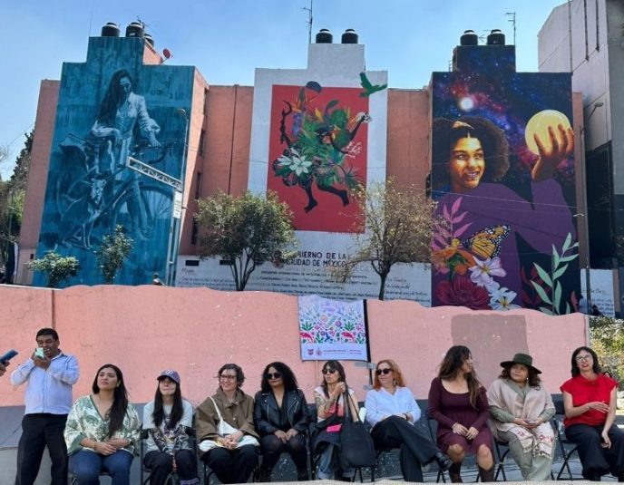 El encuentro internacional de arte público feminista reunió a cinco muralistas de México, Colombia, España, Brasil y Canadá.