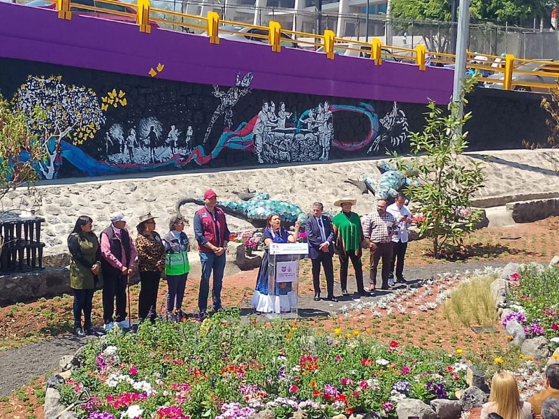 Clara Brugada inaugura Jardín de lluvia en CDMX