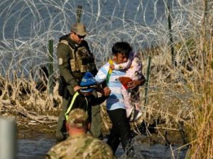 México recibió más de 15 mil niñas, niños y adolescentes migrantes en 2025, muchos en condiciones de alta vulnerabilidad. La REDIM analiza los sistemas de protección en cuatro países