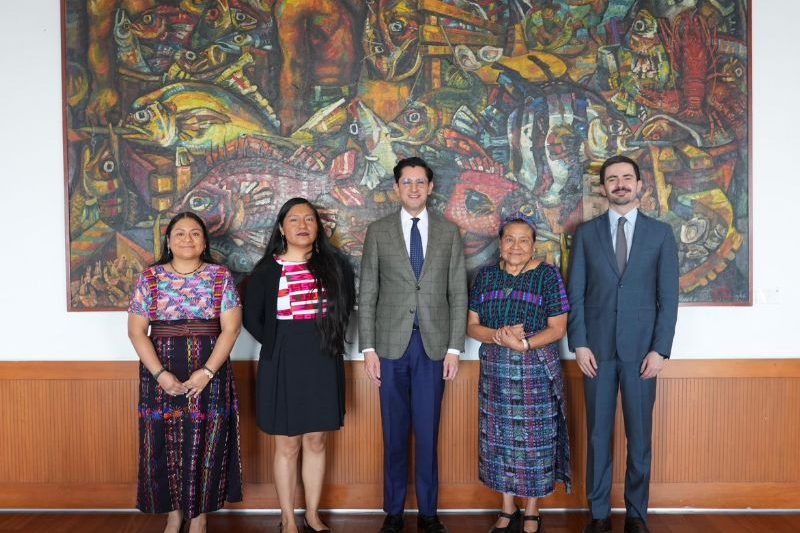 Rigoberta Menchú es nombrada como Alta Consejera en la SRE