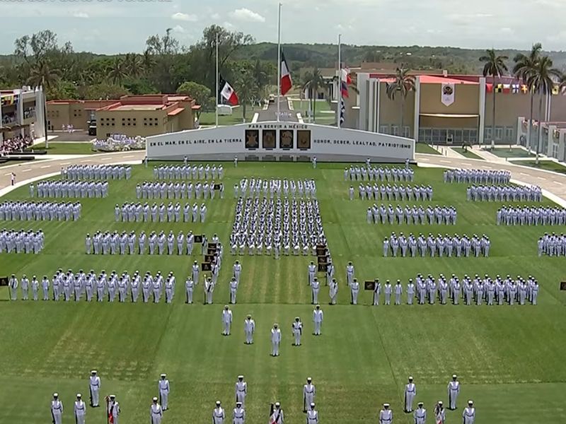 Claudia Sheinbaum lidera homenaje a héroes de 1914 y 1847, destacando su legado y la defensa de la soberanía nacional en una ceremonia solemne.
