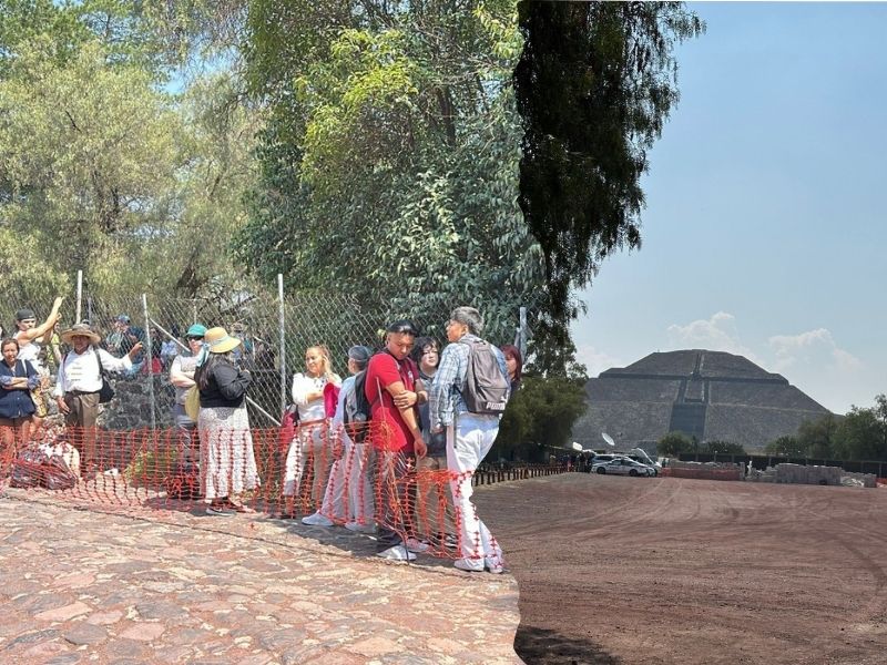 Turistas y estudiantes mantienen la confianza en la seguridad en la reapertura de Teotihuacán