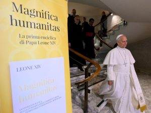 Sheinbaum destacó la encíclica del Papa sobre inteligencia artificial y poder tecnológico,