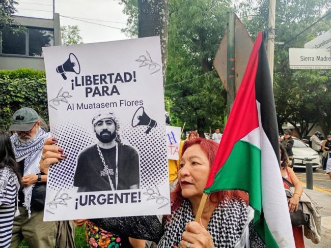 Embajada de Israel en México enfrenta protesta por detención de cinco integrantes de Global Sumud. Embajada de Israel en México enfrenta protesta por detención de cinco integrantes de Global Sumud.