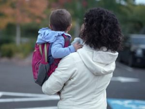 GIRE alertó que la maternidad en México continúa atravesada por desigualdades, trabajo de cuidados no remunerado y violencia obstétrica.