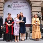 SEP anuncia aumento salarial del 9% a docentes