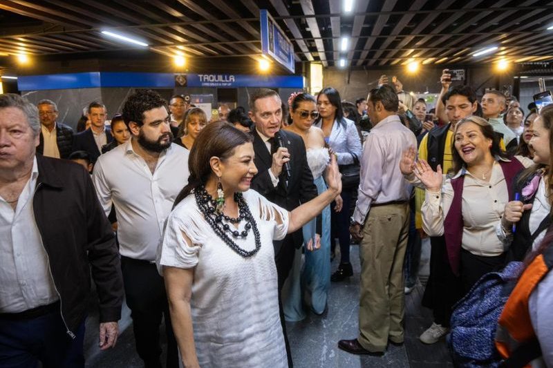 Brugada entrega obras en cuatro estaciones del Metro