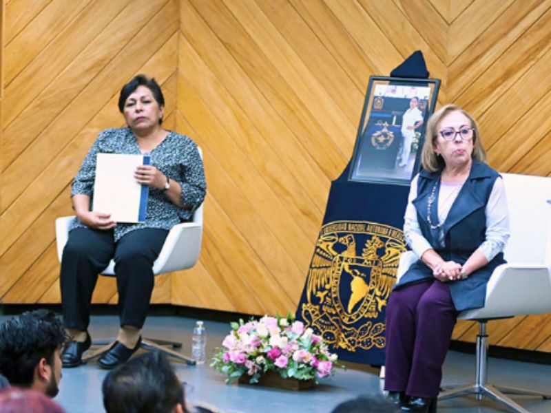 Título póstumo a Verónica Soto Título póstumo a Verónica Soto
