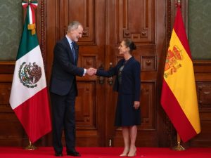 Sheinbaum se reúne con el rey de España, Felipe VI