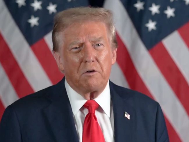 Revés para Trump: Suprema Corte Eu ratifica ciudadanía por nacimiento