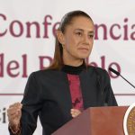 Sheinbaum llama a la CNTE y a Salinas Pliego a resolver diferencias mediante el diálogo