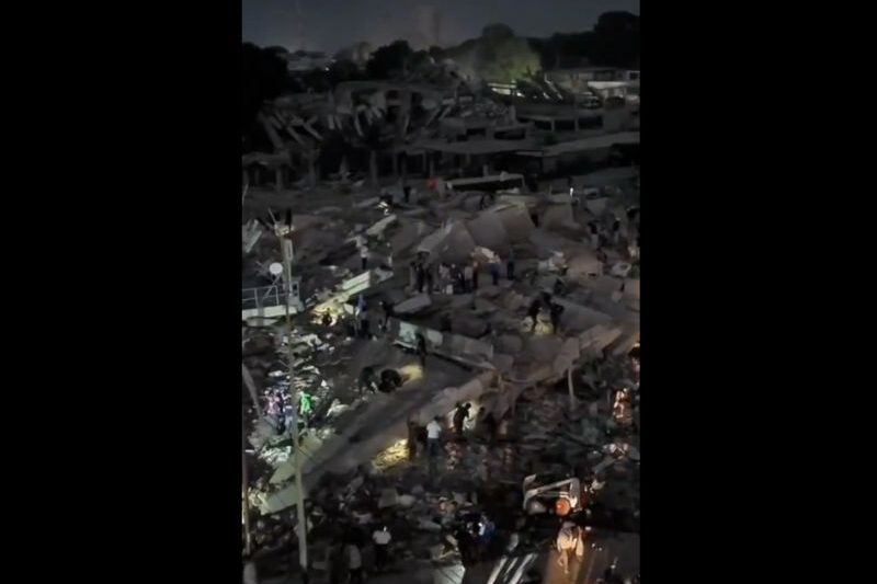Emergencia en Venezuela; suman 920 fallecidos y más de mil infraestructuras afectadas