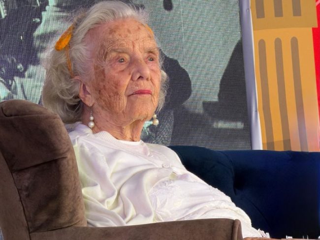 Elena Poniatowska aseguró que la llegada de Claudia Sheinbaum a la Presidencia refleja los profundos cambios sociales Elena Poniatowska aseguró que la llegada de Claudia Sheinbaum a la Presidencia refleja los profundos cambios sociales