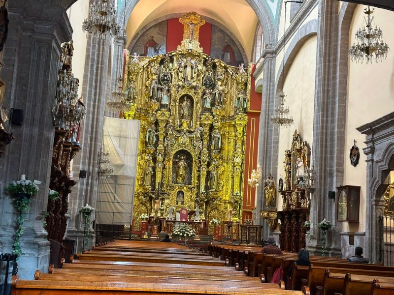 Tras robo de piezas, refuerzan seguridad en Parroquia de San Cosme