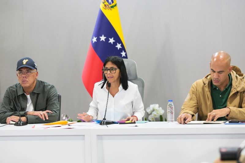 Autoridades venezolanas activan plan de recuperación tras sismos