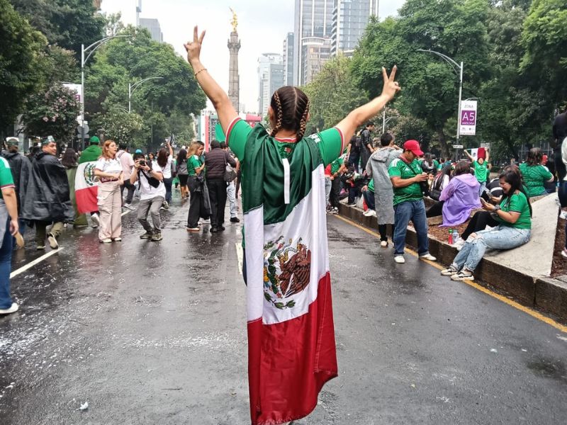 Sheinbaum destaca el orgullo y la unidad que dejó la Selección Mexicana, mientras Irma Cuevas y Alfonso López resaltan cómo el torneo transformó calles
