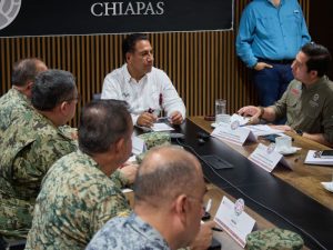 Sismo de magnitud 7.4 sacude Chiapas y provoca más de 60 réplicas.