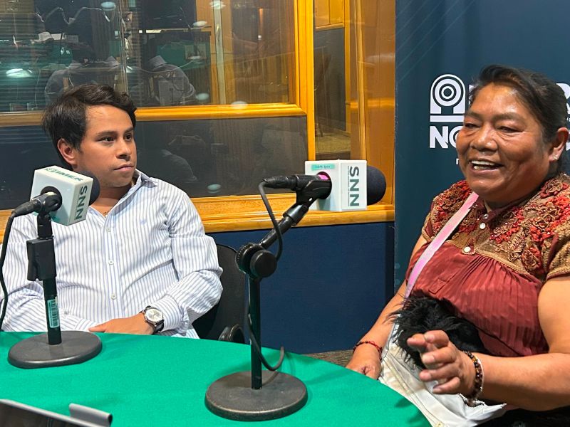 Petrona Hernández e Iyari Balderas explican cómo el Taller Leñateros preserva las lenguas originarias Petrona Hernández e Iyari Balderas explican cómo el Taller Leñateros preserva las lenguas originarias
