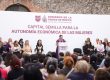Ángela Davis recibe llaves de Cdmx