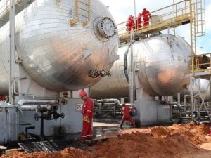 Se profundiza lazo EU y Venezuela: pactan acuerdo petrolero