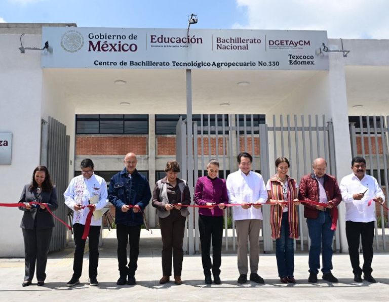 Sheinbaum inaugura nuevo bachillerato en Texcoco