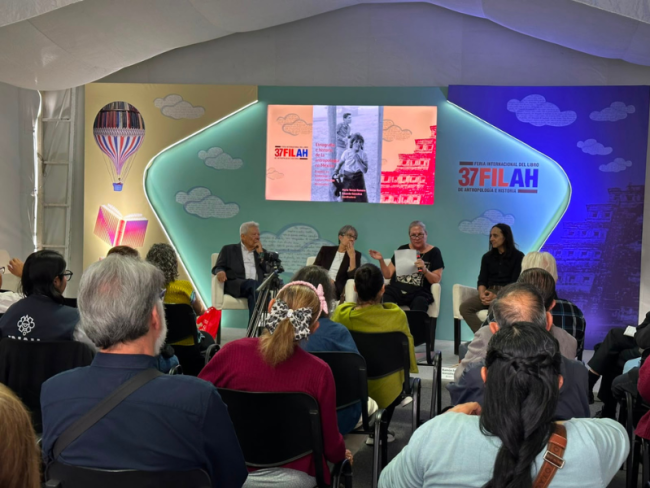 La FILAH reúne a 85 editoriales y más de 300 actividades en el Museo Nacional de Antropología. Autores, académicos y editoriales independientes destacan su importancia para la difusión cultural, educativa y literaria.