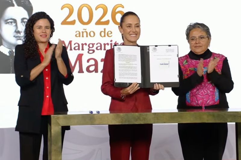 Sheinbaum firma decreto para reforzar la transparencia en el Gobierno de México Sheinbaum firma decreto para reforzar la transparencia en el Gobierno de México