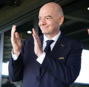 INFANTINO APLAUSO