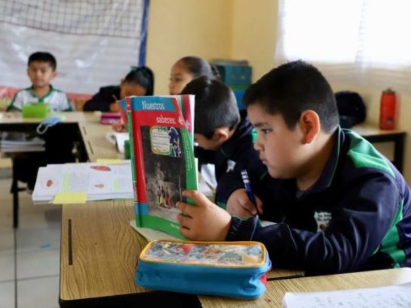 NEM Sheinbaum destaca la resiliencia educativa de México ante PISA y el reconocimiento de la OCDE a docentes, estudiantes y desempeño en ciencias.