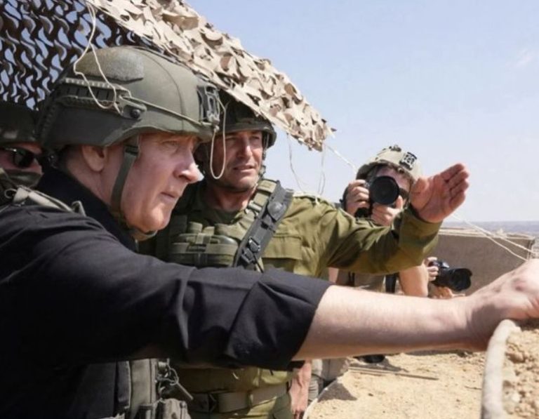 Netanyahu Benjamin Netanyahu visitó un puesto militar cerca de Gaza