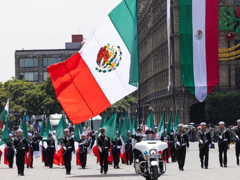 Desfile Militar Independencia Miles de personas acudieron a las calles del Centro Histórico de la Ciudad de México a presenciar el desfile cívico militar.