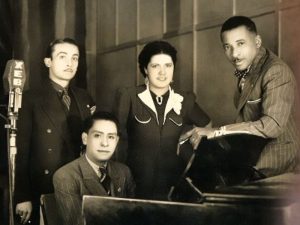 “Cercanía, intimidad y afecto”: XEB, 103 años acompañando generaciones