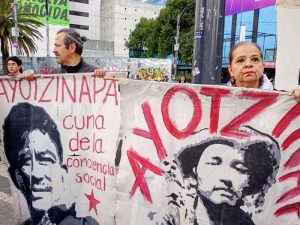 Faltan 43: Ayotzinapa marcha a 12 años de la desaparición de los normalistas