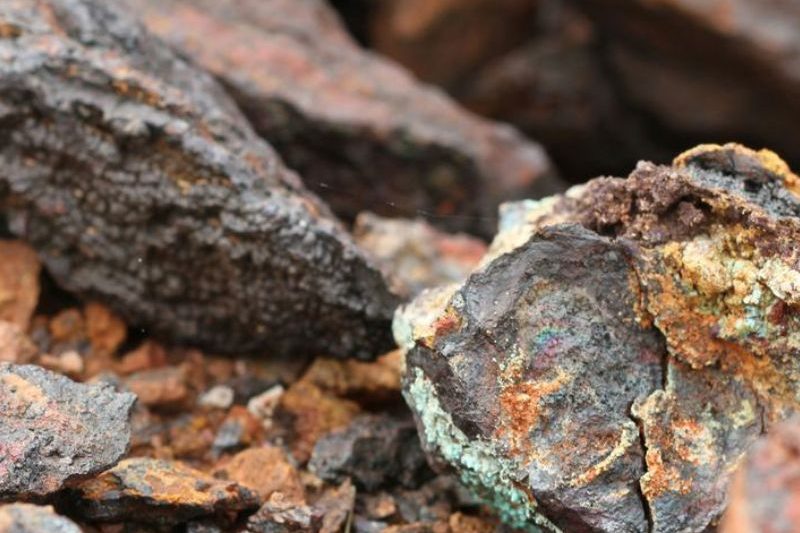 Pedro Silva Barros analizó en IMER Noticias la importancia de los minerales críticos para Brasil, su soberanía y la disputa internacional por estos recursos estratégicos. Pedro Silva Barros analizó en IMER Noticias la importancia de los minerales críticos para Brasil, su soberanía y la disputa internacional por estos recursos estratégicos.