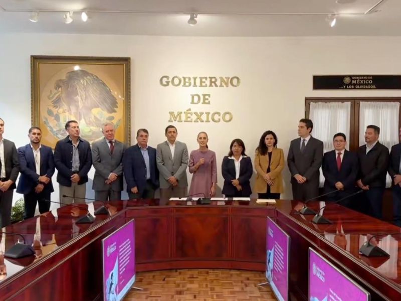 Sheinbaum firma acuerdo para blindar producción de aguacate Sheinbaum firma acuerdo para blindar producción de aguacate