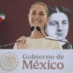 “Solo siendo honestos se dan resultados” || Sheinbaum afirma que mejorarán los servicios de salud