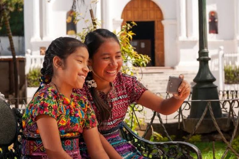 TV Mexiquense estrenará Kjimi, un noticiario sociopolítico en lenguas originarias mazahua, matlatzinca, otomí, náhuatl y tlahuica del Estado de México, con noticias de actualidad y reportajes desde las comunidades. TV Mexiquense estrenará Kjimi, un noticiario sociopolítico en lenguas originarias mazahua, matlatzinca, otomí, náhuatl y tlahuica del Estado de México, con noticias de actualidad y reportajes desde las comunidades.