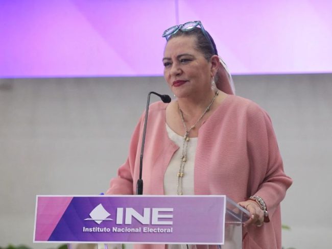 Guadalupe Taddei afirmó que existe un objetivo político detrás de los señalamientos contra el INE. Por lo que anunció un micrositio para transparentar sus recursos y la participación de la Auditoría Superior de la Federación. Guadalupe Taddei afirmó que existe un objetivo político detrás de los señalamientos contra el INE. Por lo que anunció un micrositio para transparentar sus recursos y la participación de la Auditoría Superior de la Federación.