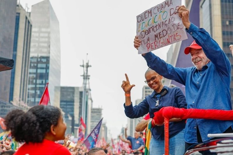 Juan Agulló y Luciana Santana analizaron las claves del triunfo de Lula en Brasil: la movilización ciudadana, la estrategia digital y los retos para su nuevo mandato. Claudia Sheinbaum celebró el resultado y anunció que retomarán proyectos conjuntos.