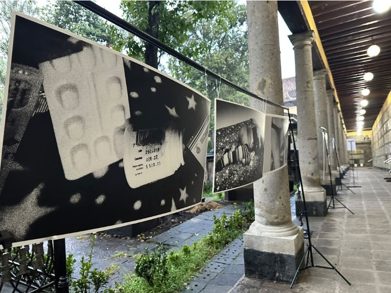 Poetas de México, Nicaragua y Colombia llevan la literatura fúnebre al Panteón de San Fernando para transformar el duelo y las pérdidas en poesía y arte.