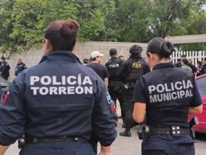 Dos exalumnos de la Secundaria General número 13 de Torreón fueron detenidos por el ataque con armas blancas q